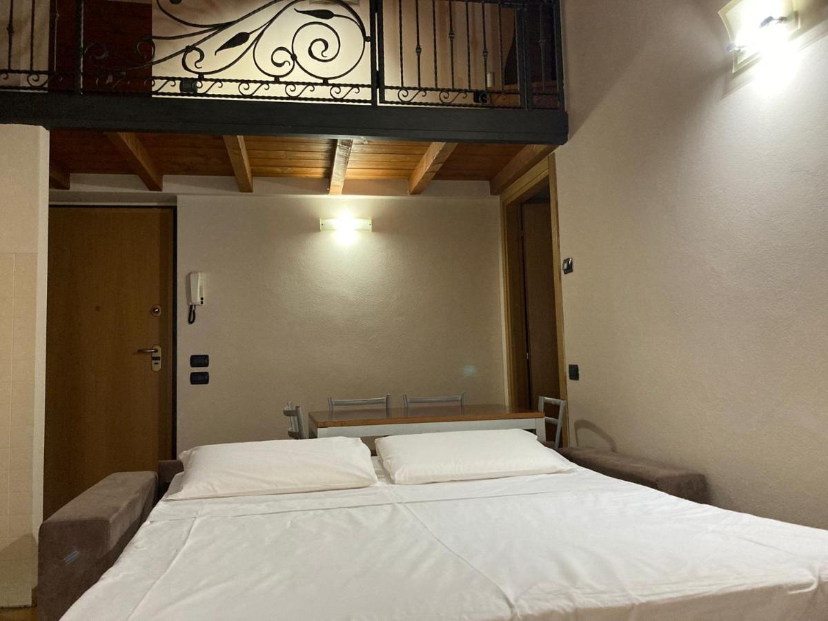 Downtown Room Bergamo Eksteriør bilde